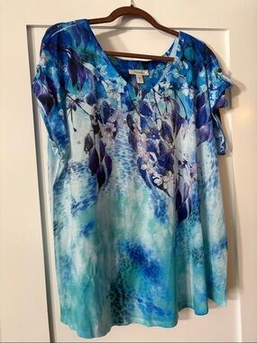 dressbarn Blue & Teal Floral V-Neck Tunic. Women’s 2X plus.